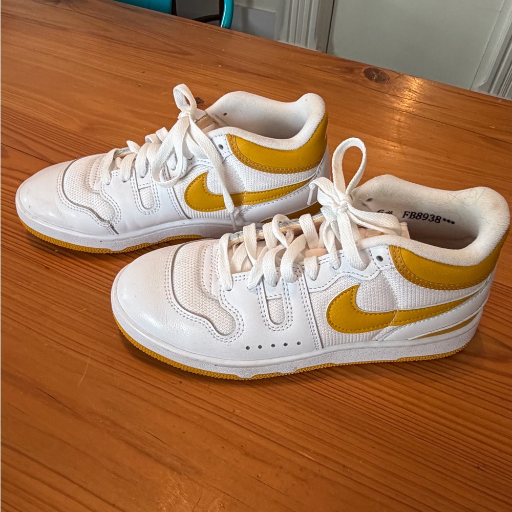 Nike Court Vision Low